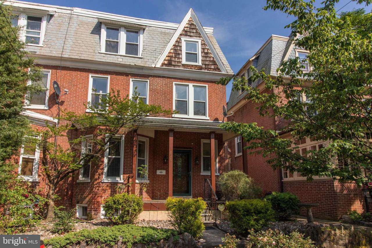 828 Van Buren Street - Photo 1