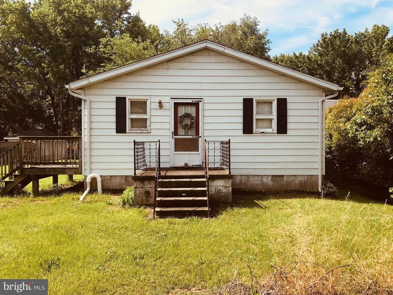 319 Lots Road - Photo 1