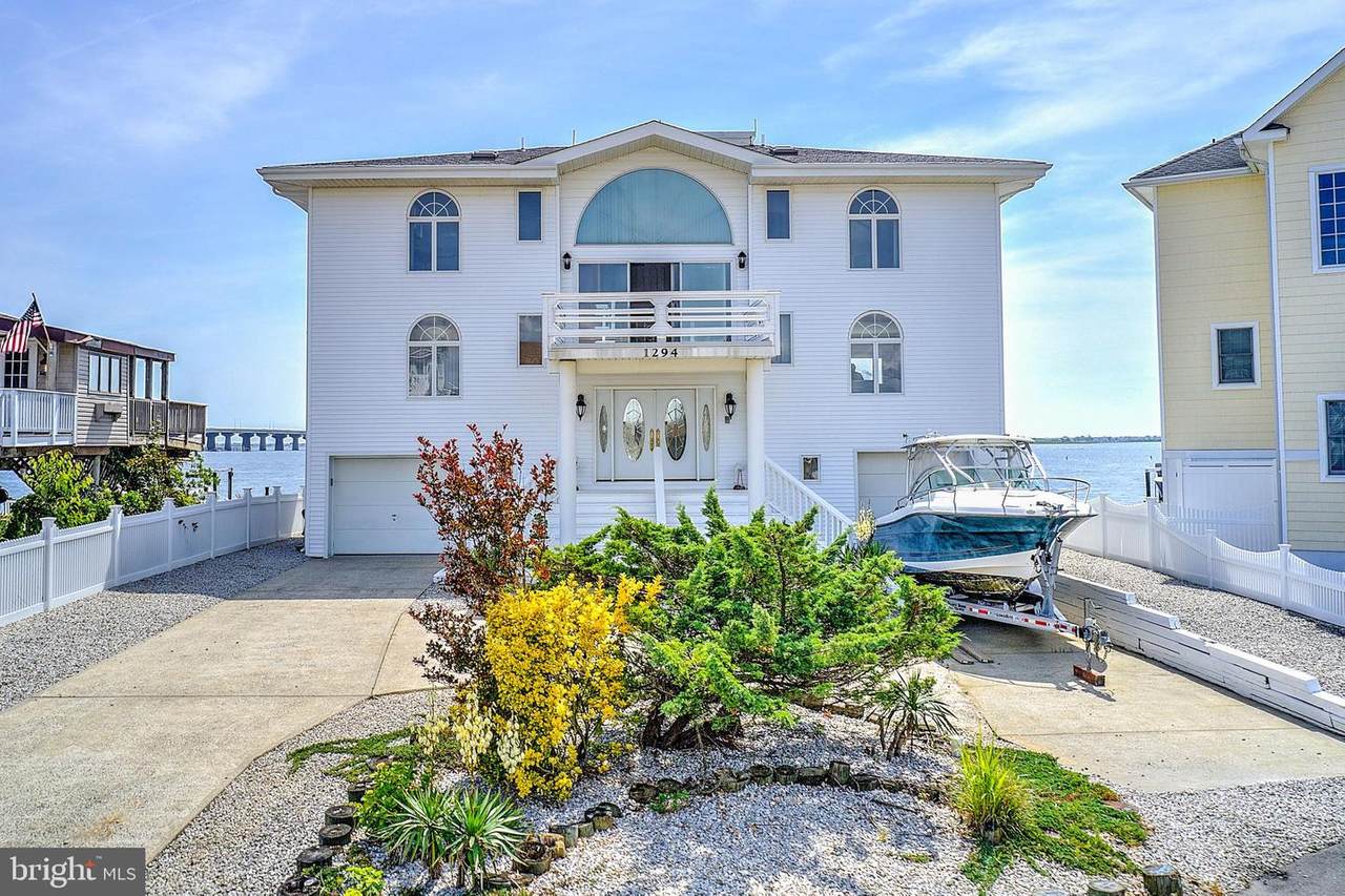 1294 Jennifer Lane - Photo 1