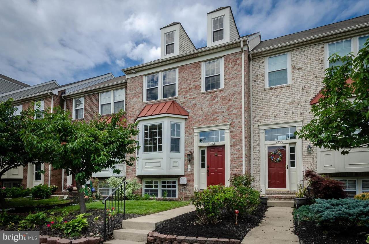 7953 River Rock Way - Photo 1