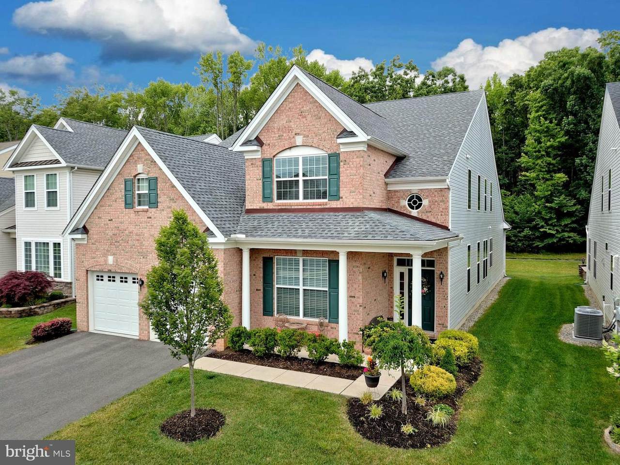 84 Inverness Drive - Photo 1
