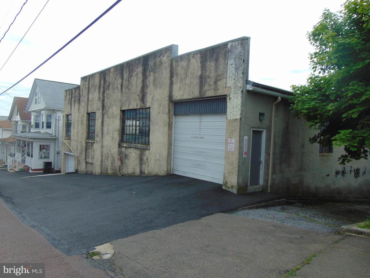 192 Schuylkill Avenue - Photo 1