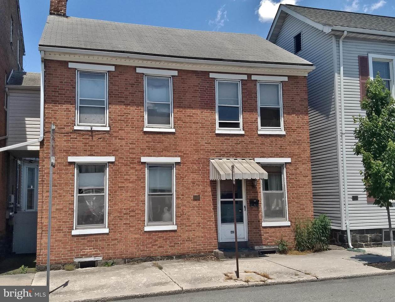 162 York Street - Photo 1