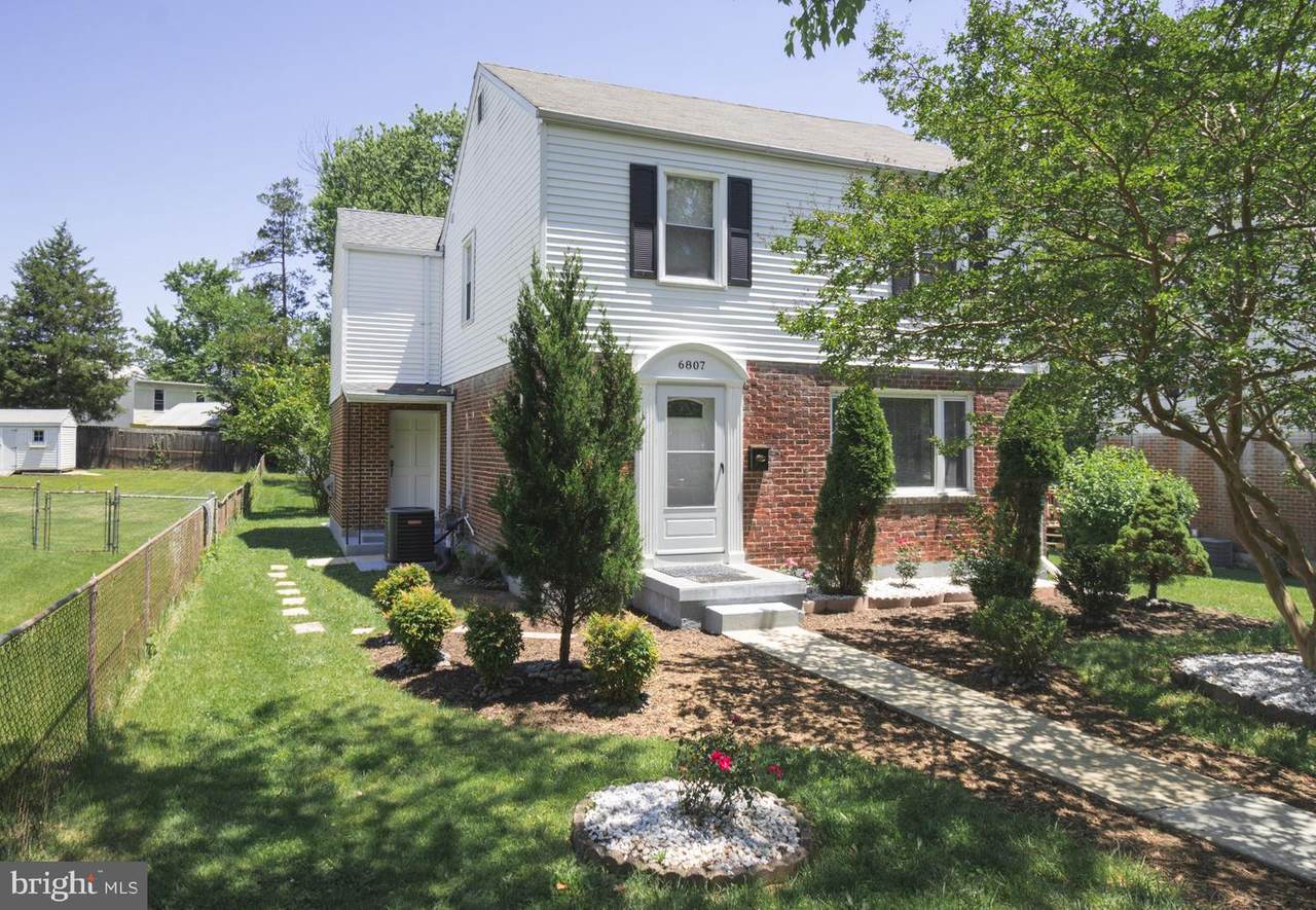 6807 10TH Avenue - Photo 1