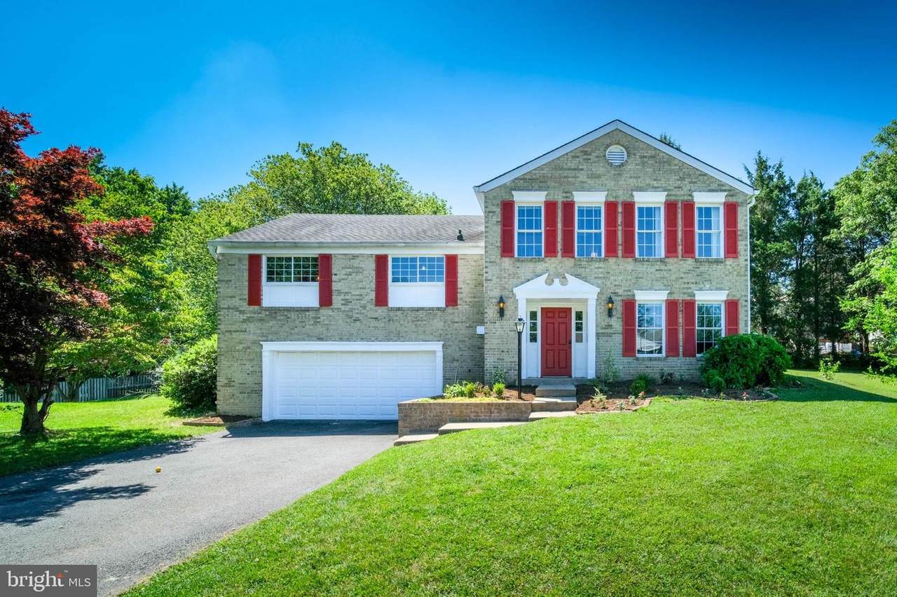 6107 Harvester Court - Photo 1