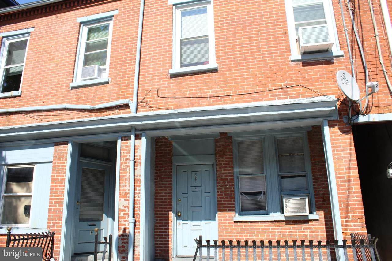 621-623 Queen Street - Photo 1