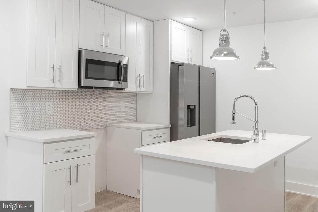 1931 Huntingdon Street - Photo 1