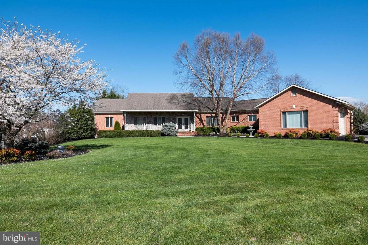 9760 Redamar Drive - Photo 1