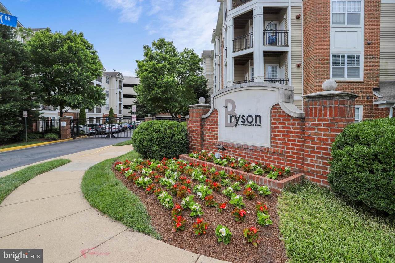 12945 Centre Park Circle - Photo 1
