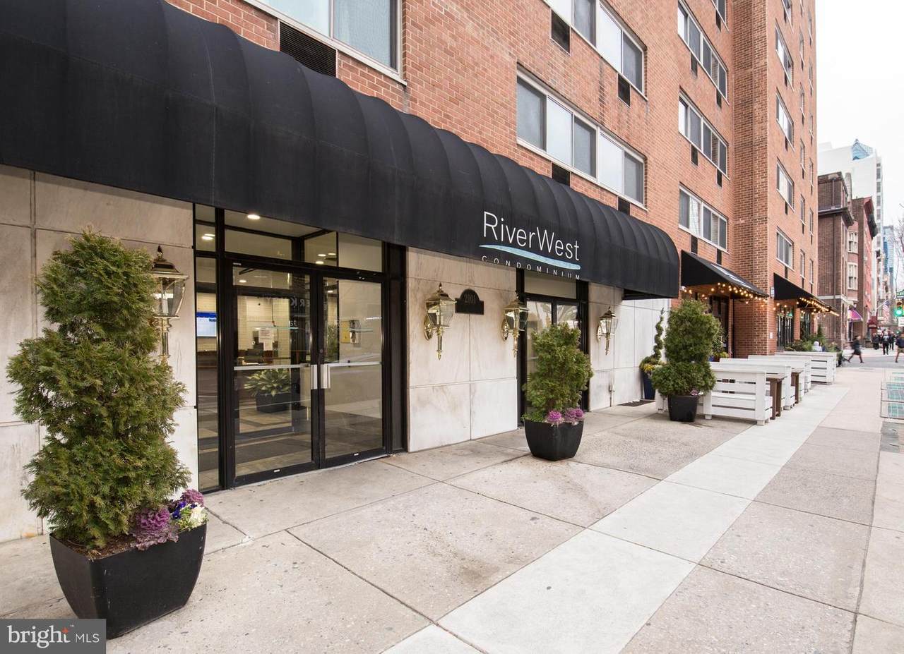 2101-17 Chestnut Street - Photo 1