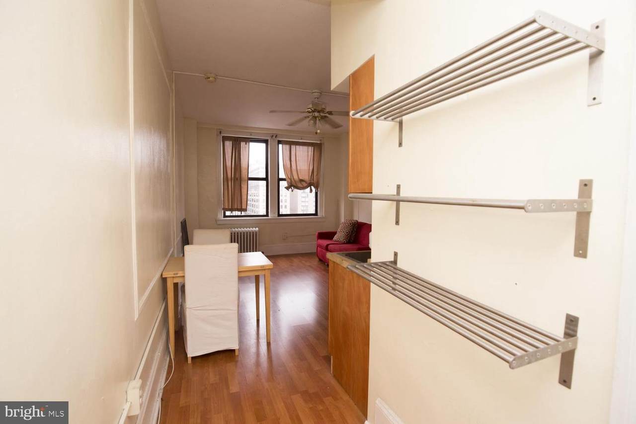 1324 Locust Street - Photo 1