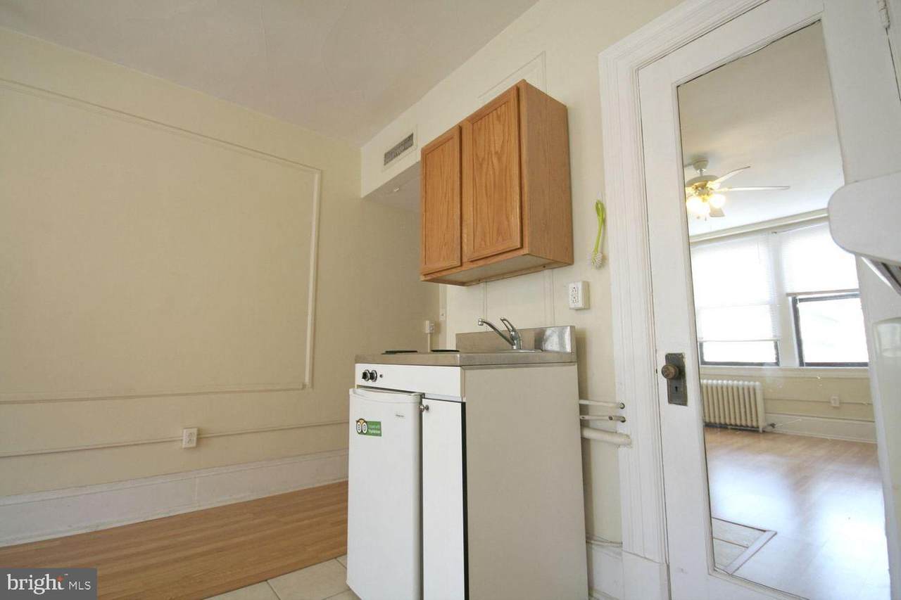 1324 Locust Street - Photo 1