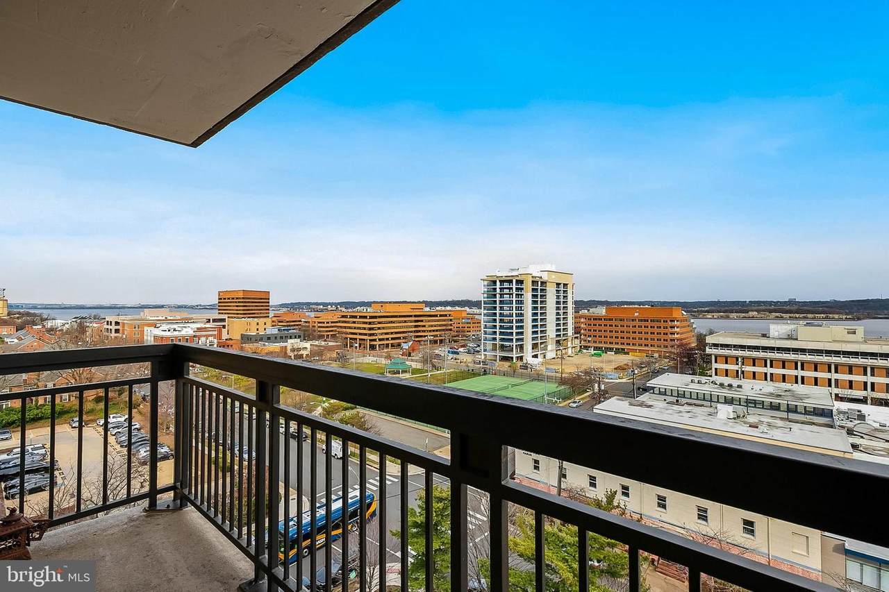 801 Pitt Street - Photo 1