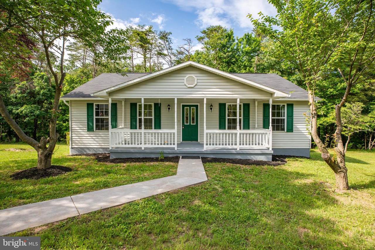 1590 Hollow Road - Photo 1