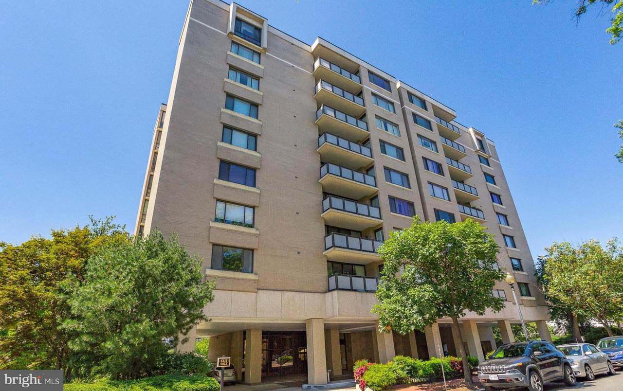 800 25TH Street - Photo 1
