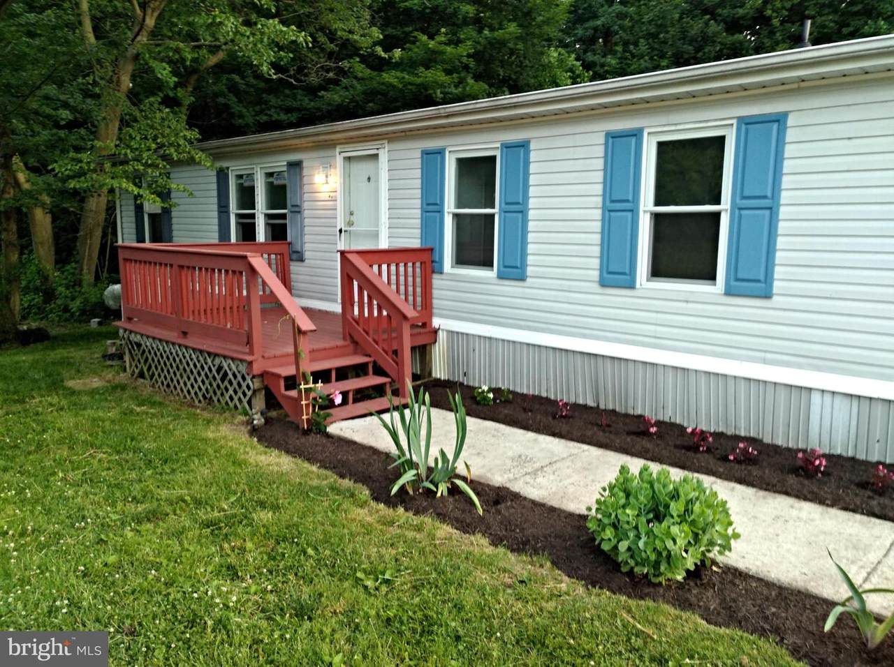 20 Oak Drive - Photo 1