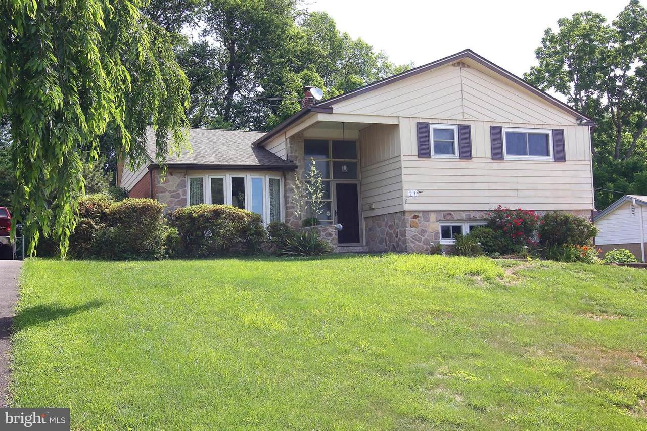 21 Jacalyn Drive - Photo 1