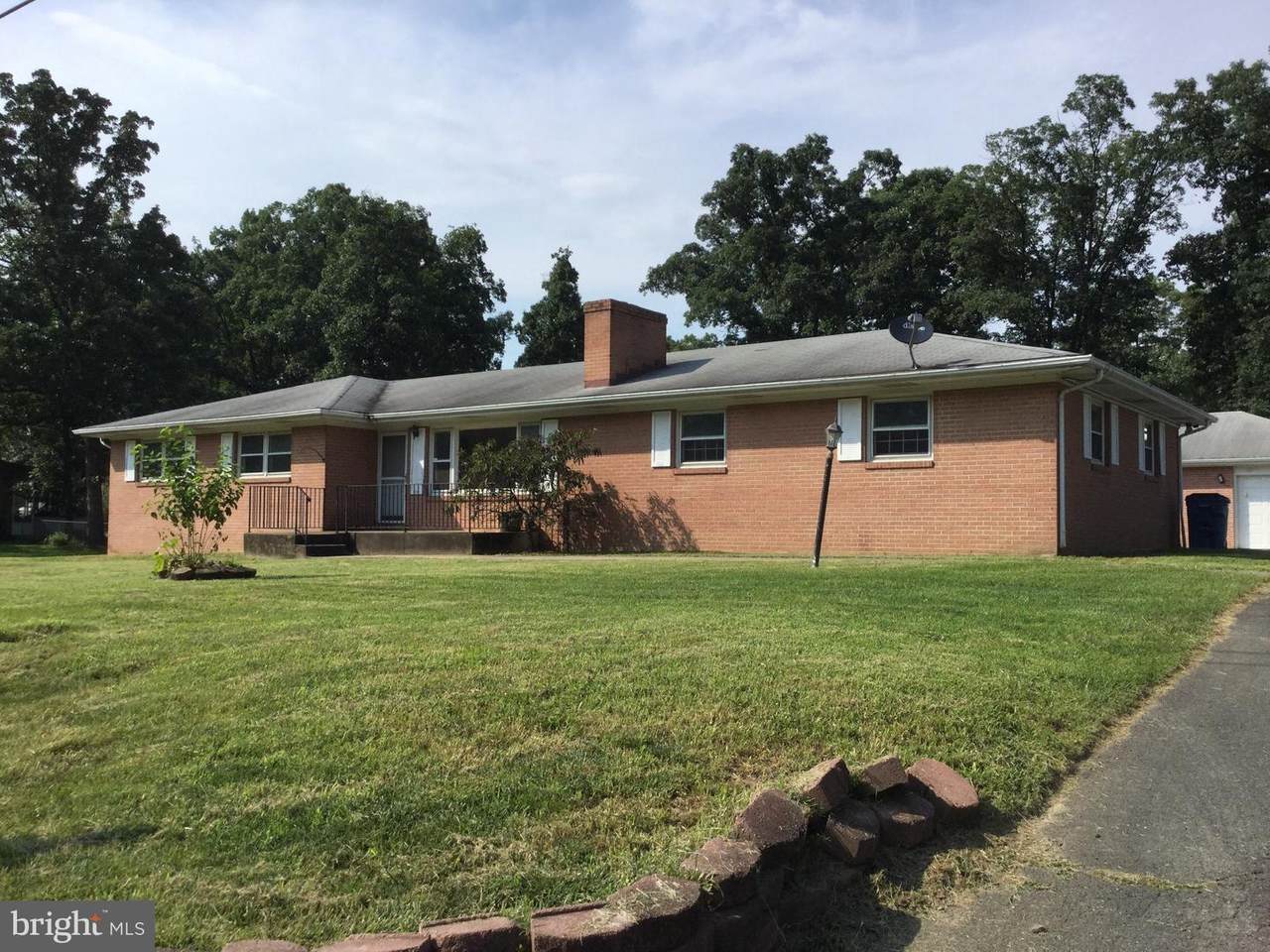 1075 Tasker Road - Photo 1