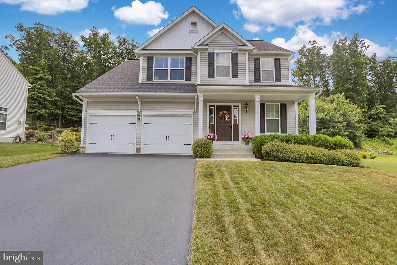 233 Merwood Drive - Photo 1
