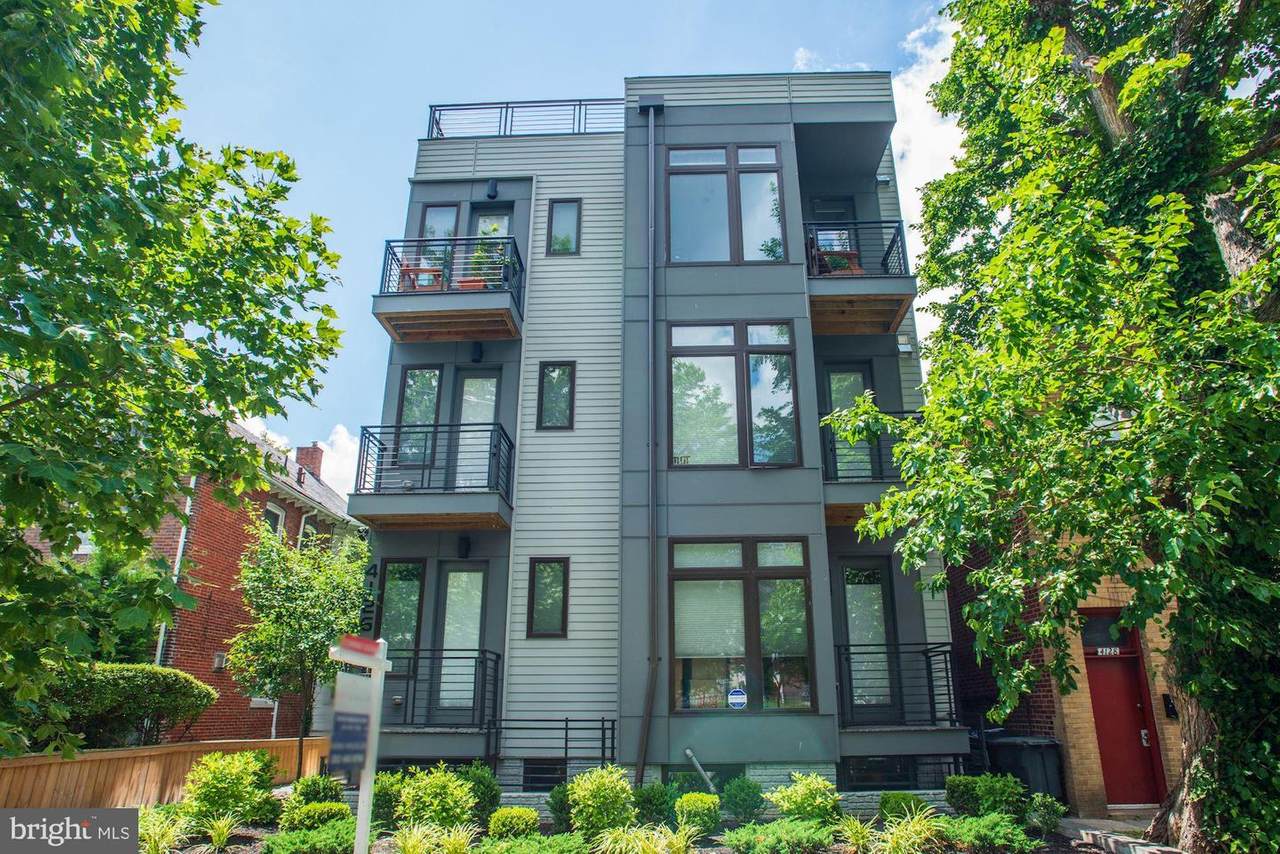 4126 8TH Street - Photo 1
