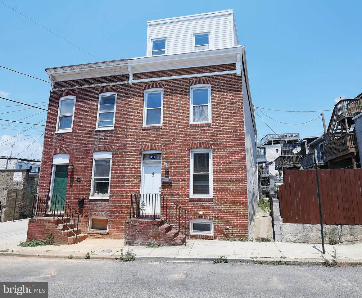 112 Bloomsberry Street - Photo 1