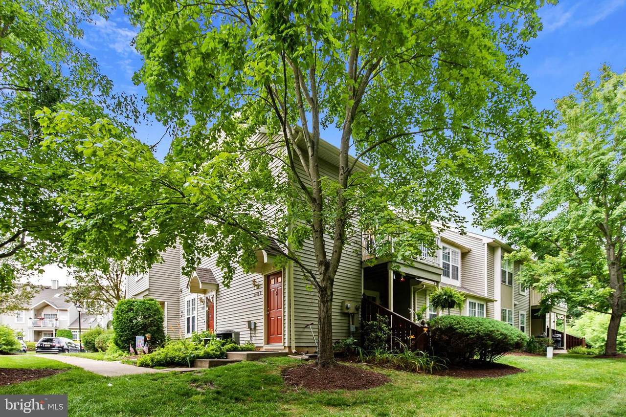 1406-B Yarmouth Lane - Photo 1