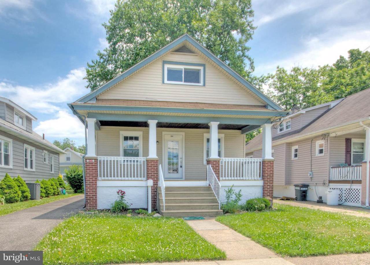 304 Walnut Avenue - Photo 1
