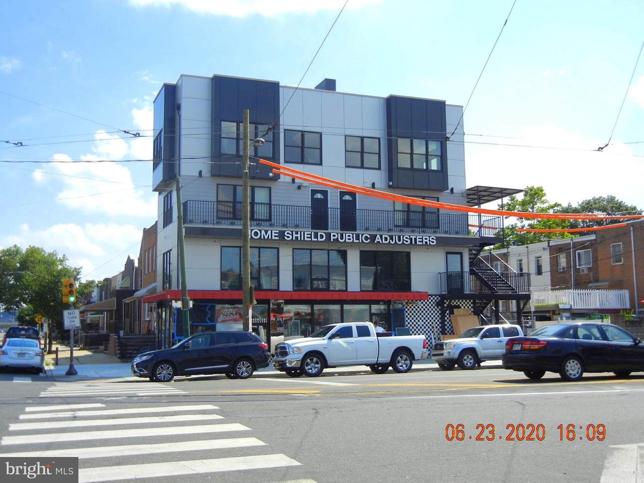 2700 10TH Street - Photo 1