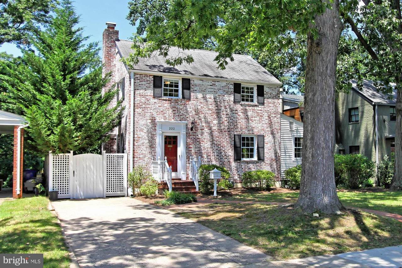 222 Columbus Street - Photo 1
