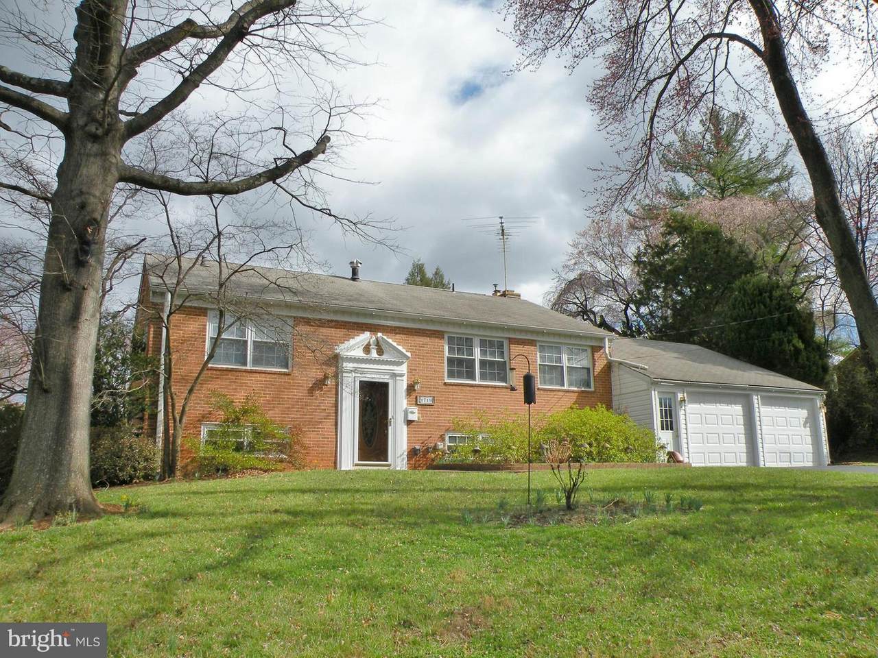 1719 Maxwell Court - Photo 1