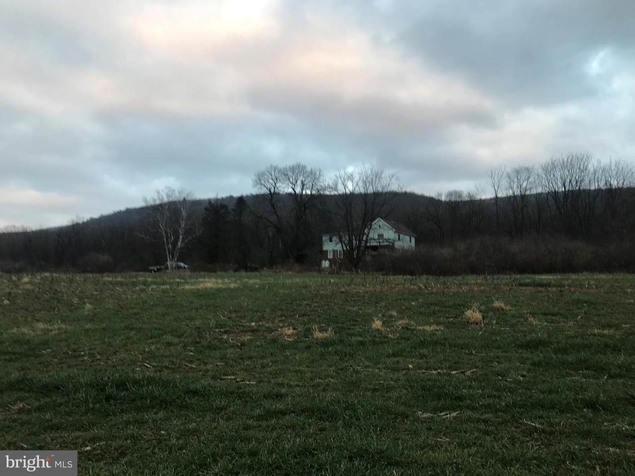 195 Mountain Lane - Photo 1