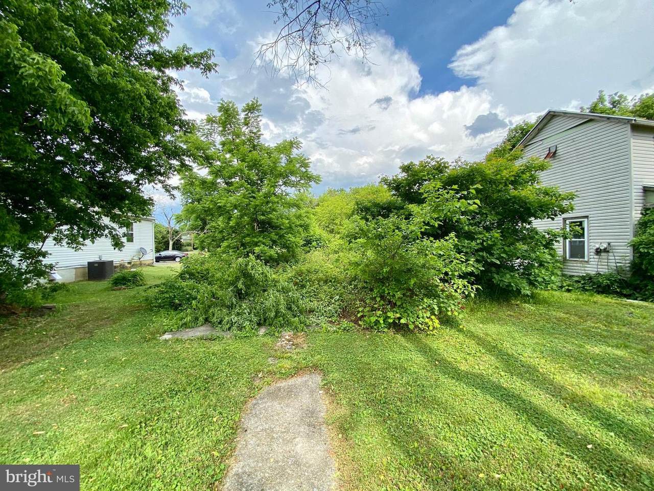 236 Ashmun Avenue - Photo 1