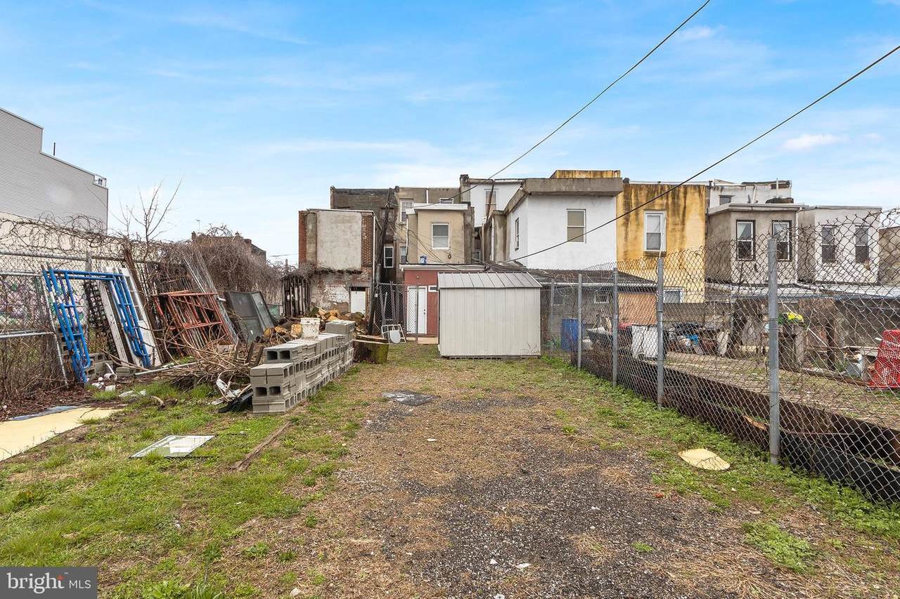 1915 Philip Street - Photo 1