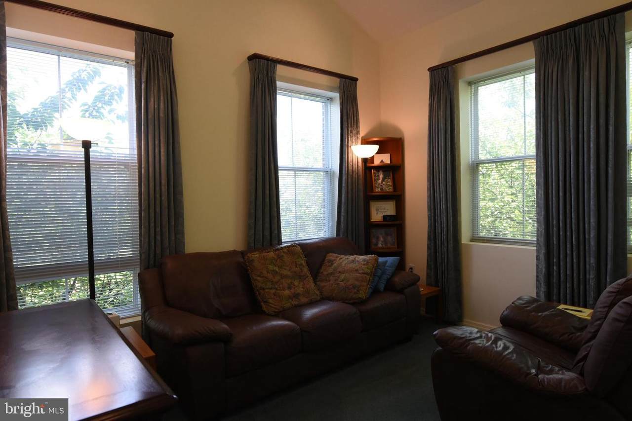 21145 Whitfield Place - Photo 1