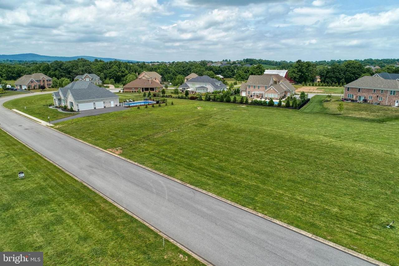 2719 Farnham Lane - Photo 1
