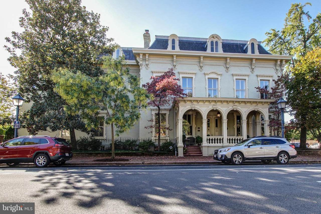 706 Prince Street - Photo 1
