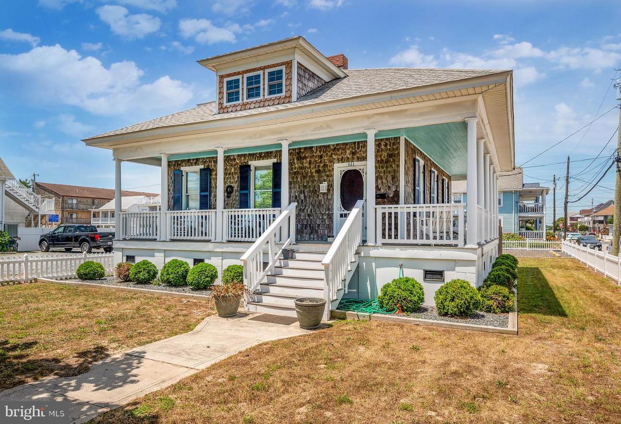611 Baltimore Avenue - Photo 1