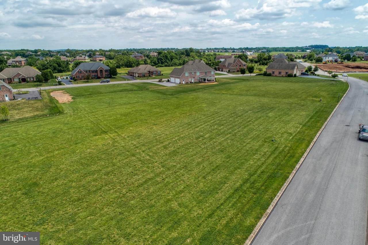 2723 Farnham Lane - Photo 1