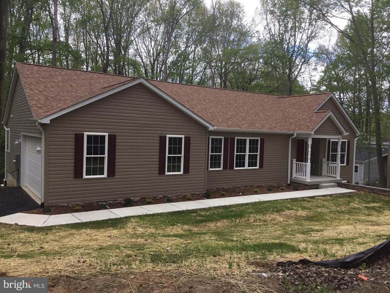 340-338 Stratford Circle - Photo 1