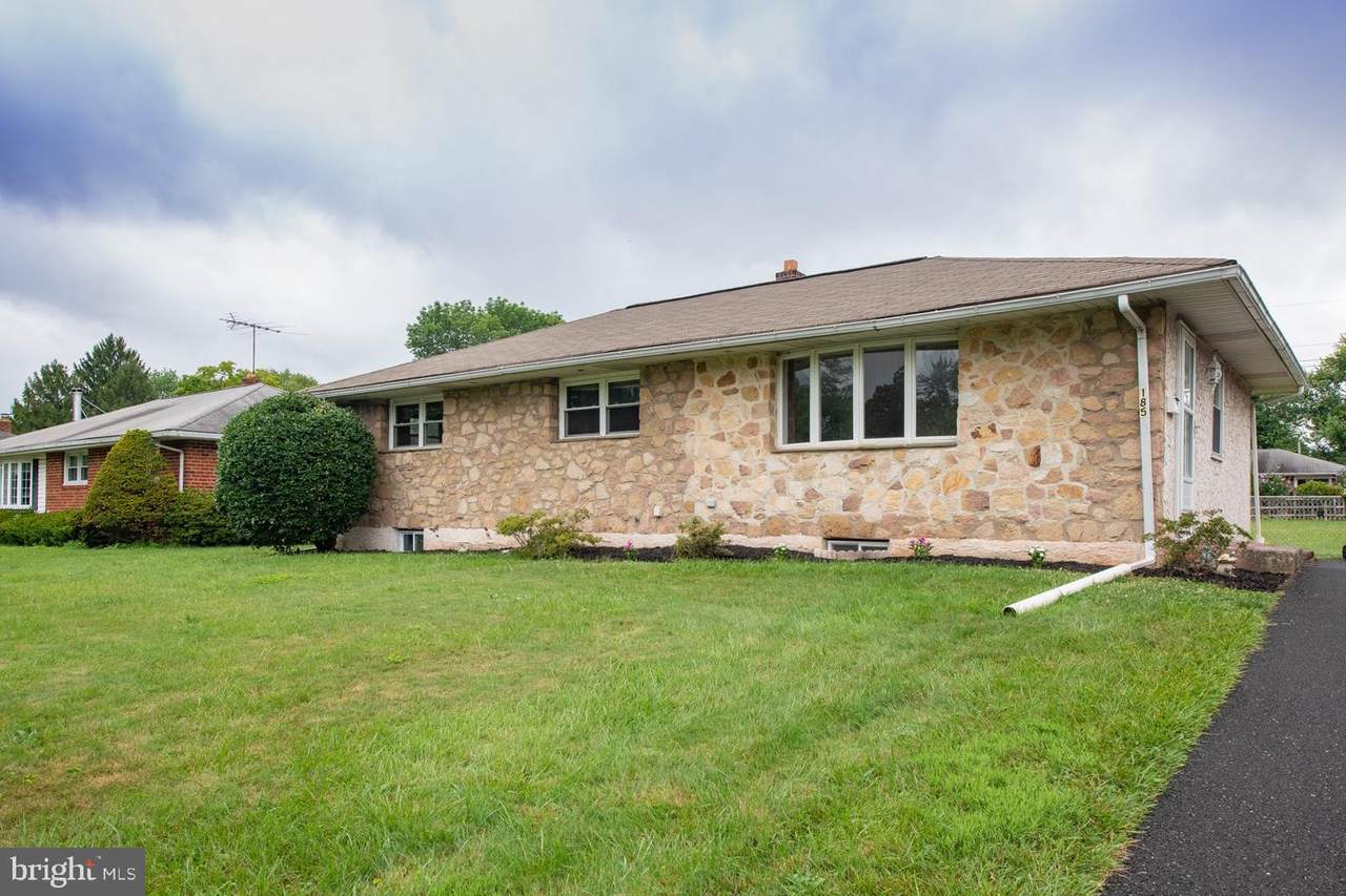 185 Hoover Avenue - Photo 1