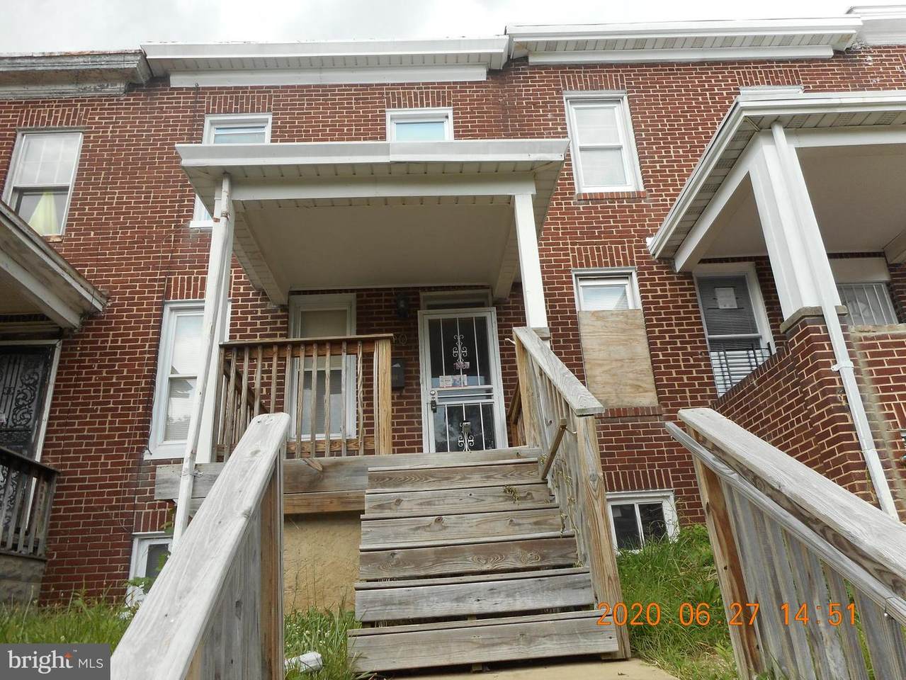 3220 Elmora Avenue - Photo 1