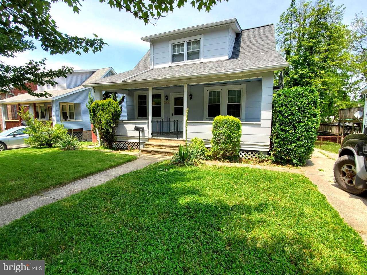 2306 Hamilton Avenue - Photo 1