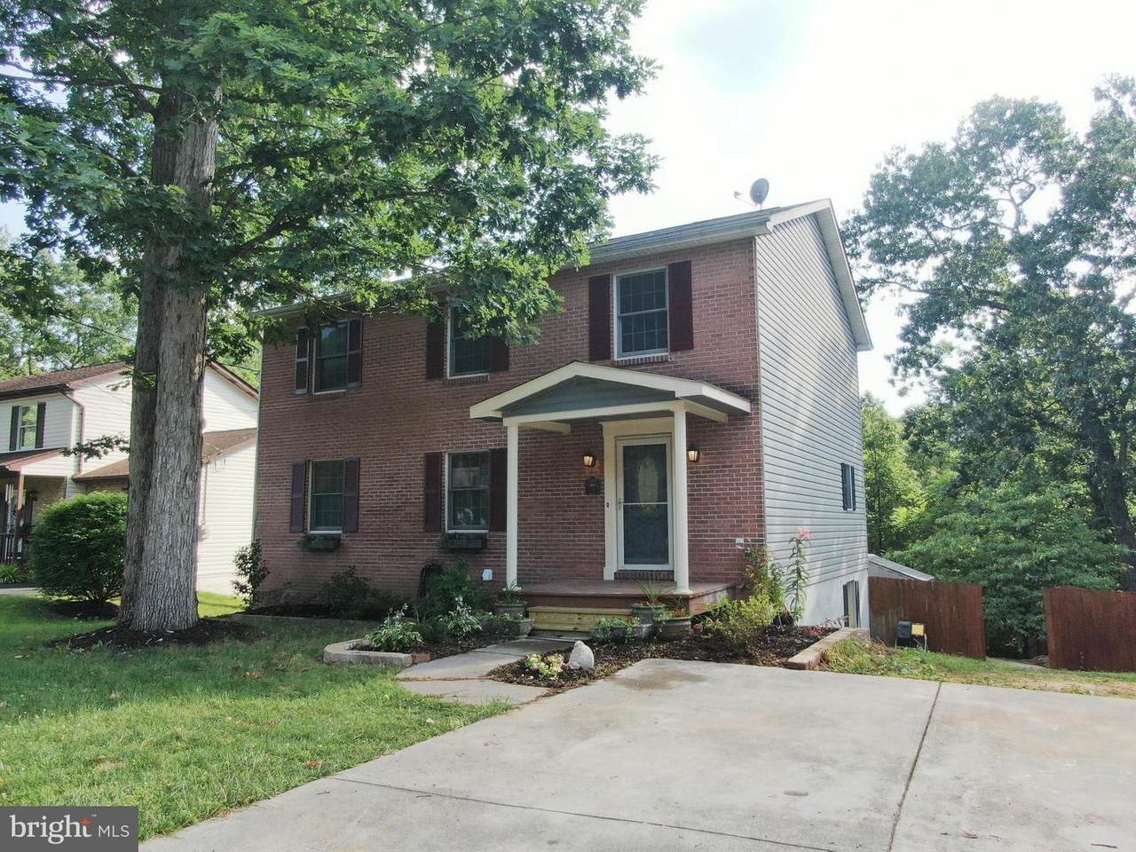 236 Glenridge Drive - Photo 1