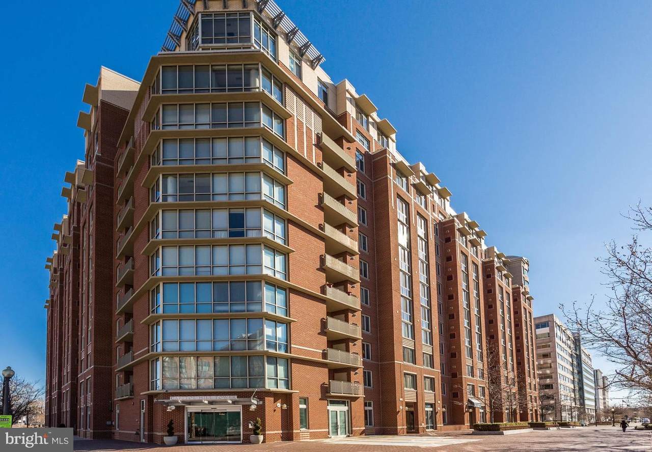 1000 New Jersey Avenue - Photo 1