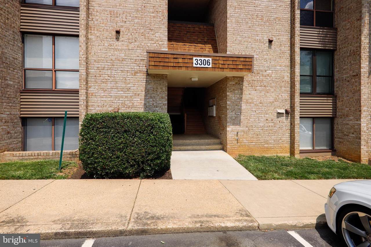 3306 Huntley Square Drive - Photo 1