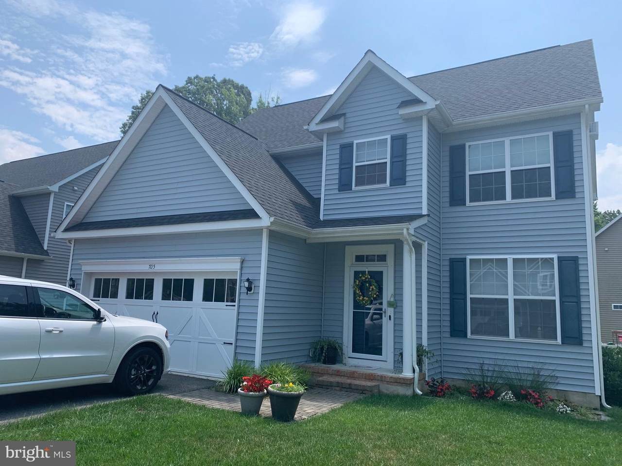 705 Trapper Way - Photo 1