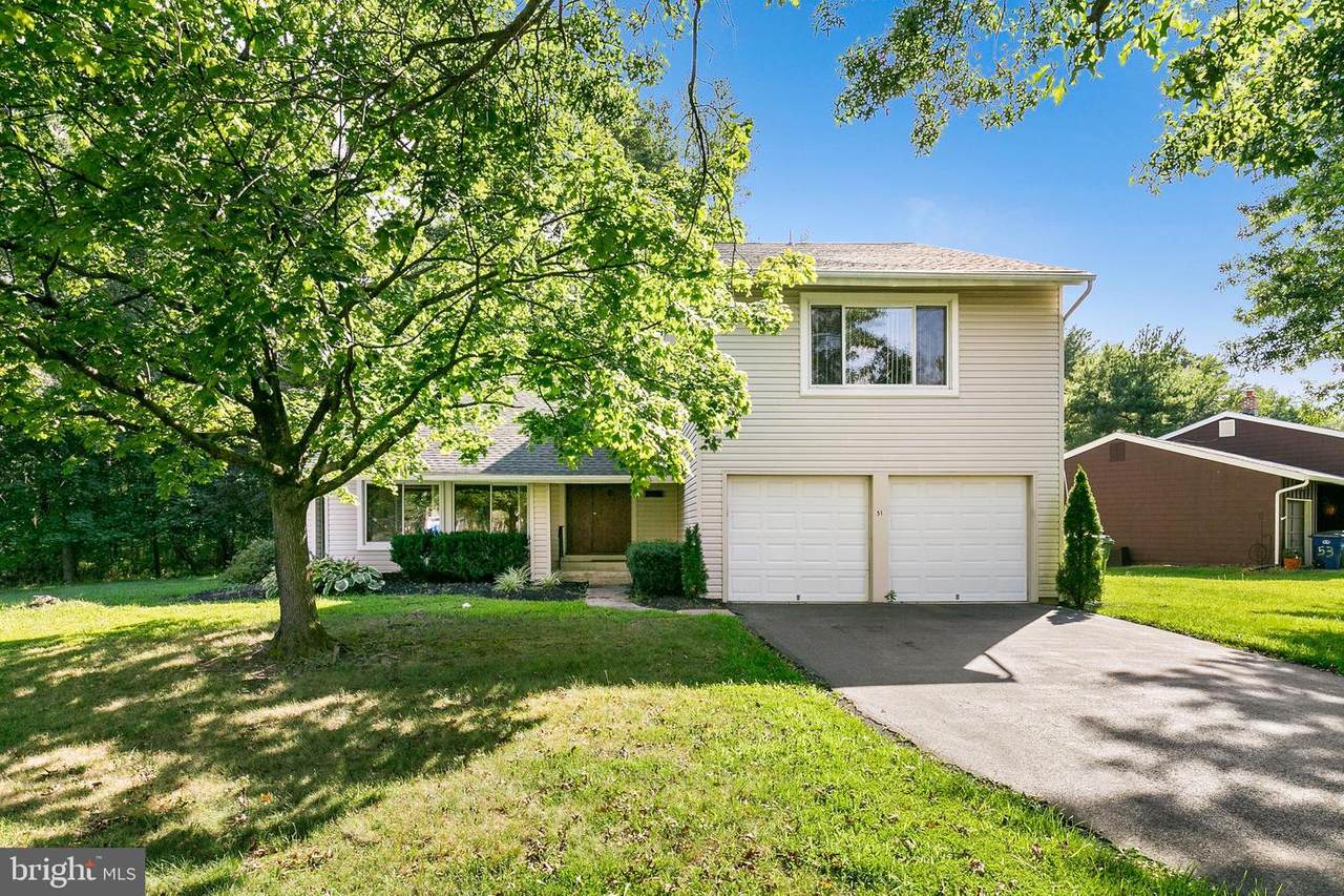 51 Carlton Avenue - Photo 1