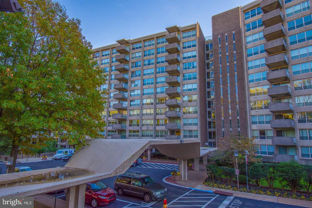 1001 City Avenue - Photo 1