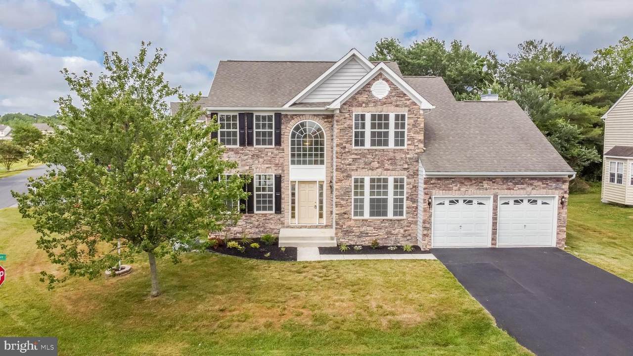 1 Sumter Court - Photo 1