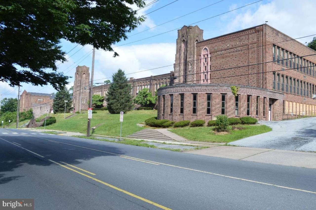 2200 Market Street - Photo 1